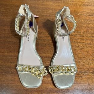 Juicy Couture Sandals Size 8.5